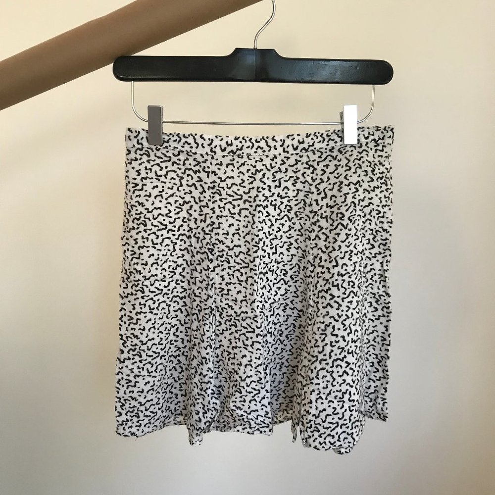 90's Print Mini Skirt